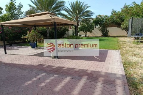 Villa til leje i Jumeirah Village Circle, Dubai, UAE 2 soveværelser, 767 kvm № 753853 - foto 10