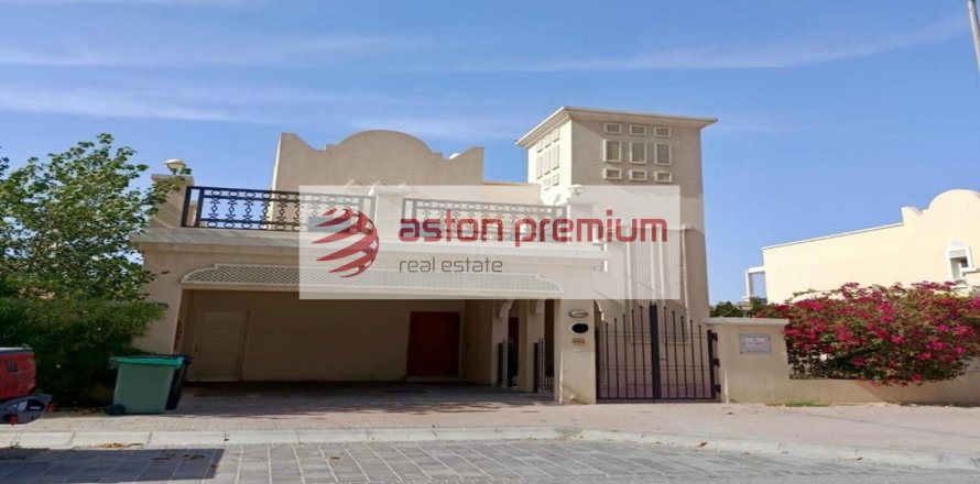 Villa i Jumeirah Village Circle, Dubai, UAE 2 soveværelser, 767 kvm № 753853