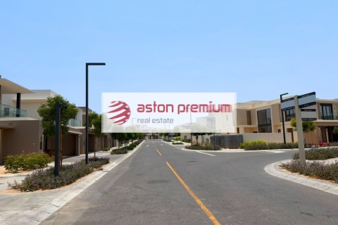 Villa sa Jebel Ali, Dubai, UAE 5 silid-tulugan, 671 sq.m. № 753857 - larawan 20