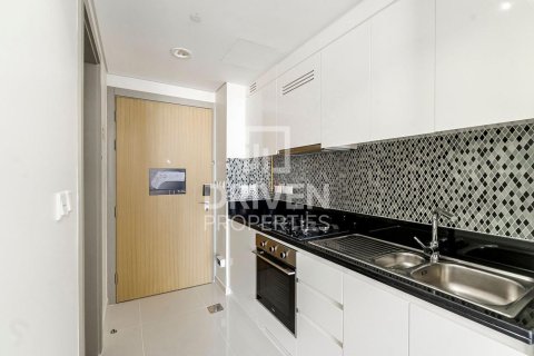 Apartmen di Business Bay, Dubai, UAE 1 bilik, 31.87 meter persegi № 756612 - foto 7