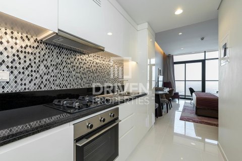 Apartmen di Business Bay, Dubai, UAE 1 bilik, 31.87 meter persegi № 756612 - foto 6