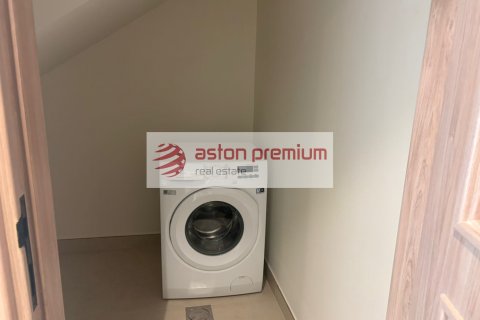 Rijtjeshuis te huur in Damac Lagoons, Dubai, VAE 4 slaapkamers, 144 vr.m., nr 760369 - foto 12