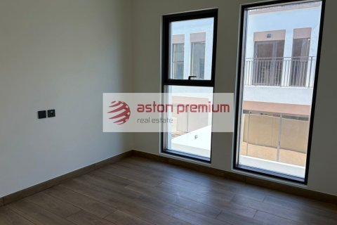Rijtjeshuis te huur in Damac Lagoons, Dubai, VAE 4 slaapkamers, 144 vr.m., nr 760369 - foto 27