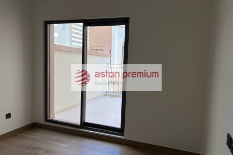 Rijtjeshuis te huur in Damac Lagoons, Dubai, VAE 4 slaapkamers, 144 vr.m., nr 760369 - foto 24