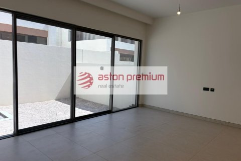 Városi lakóépület itt: Damac Lagoons, Dubai, EAE, 4 hálószoba, 144 m², azonosító: 760369