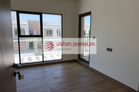 Rijtjeshuis te huur in Damac Lagoons, Dubai, VAE 4 slaapkamers, 144 vr.m., nr 760369 - foto 10