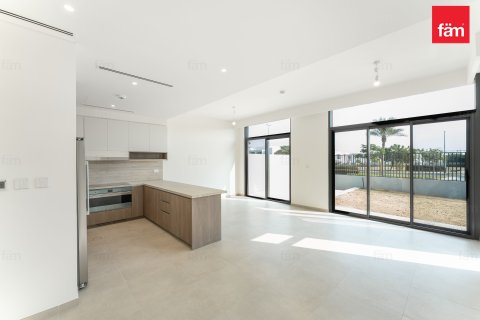 Villa te koop in Dubai, VAE 4 slaapkamers, 276.7 vr.m., nr 714958 - foto 2