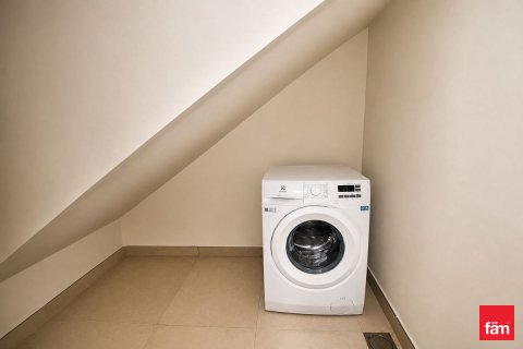 Townhouse in Dubai, UAE 5 bedrooms, 184 sq.m. № 714957 - photo 6