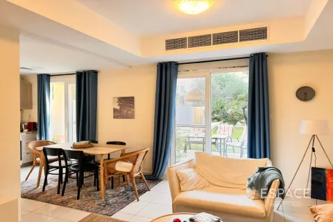 Villa in The Springs, Dubai, UAE 2 bedrooms, 153 sq.m. № 650230 - photo 2