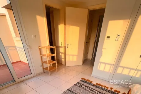 Villa in The Springs, Dubai, UAE 2 bedrooms, 153 sq.m. № 650230 - photo 11