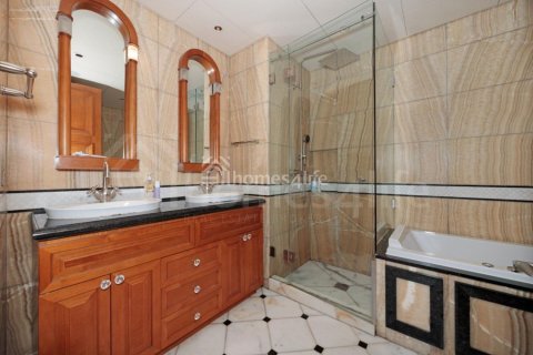 Пәтер THE RESIDENCE BURJ KHALIFA, Даунтаун Дубай (Даунтаун Бурдж Дубай), БАӘ-да 1 жатын бөлме, 77 м² № 687763 - фото 2