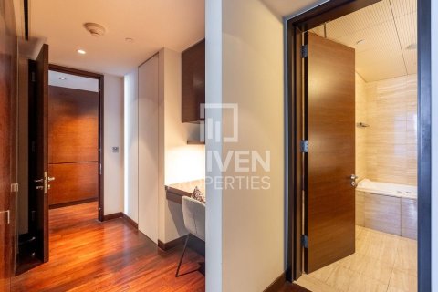 Apartment sa Downtown Dubai (Downtown Burj Dubai), UAE 1 silid-tulugan, 102.01 sq.m. № 768266 - larawan 11