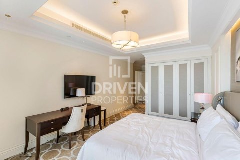 Apartment in Downtown Dubai (Downtown Burj Dubai), UAE 2 bedrooms, 118.08 sq.m. № 746362 - photo 11