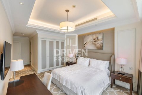 Apartment in Downtown Dubai (Downtown Burj Dubai), UAE 2 bedrooms, 118.08 sq.m. № 746362 - photo 9