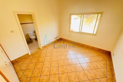 Huvila Umm Suqeim, Dubai, Arabiemiraatit 3 makuuhuonetta, 325.2 m2 № 658858 - kuva 25