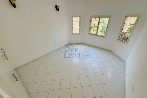 Villa til leie i Umm Suqeim, Dubai, Emiratene 5 soverom, 371.6 kvm Nr. 658856 - Foto 15