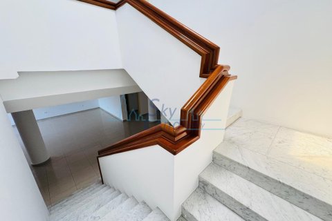 Villa til leie i Umm Suqeim, Dubai, Emiratene 5 soverom, 371.6 kvm Nr. 658856 - Foto 8