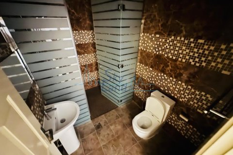 Villa til leie i Umm Suqeim, Dubai, Emiratene 5 soverom, 371.6 kvm Nr. 658856 - Foto 12