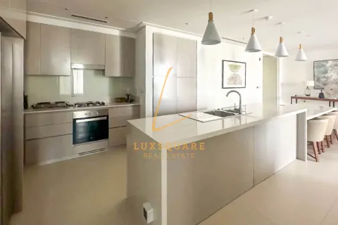 Снять в аренду квартиру в Даунтаун Дубай (Даунтаун Бурдж Дубай), ОАЭ 2 спальни, 129м2, № 658851 - фото 3