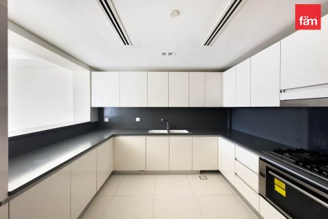 Apartment in Downtown Dubai (Downtown Burj Dubai), UAE 3 bedrooms, 204 sq.m. № 629554 - photo 13