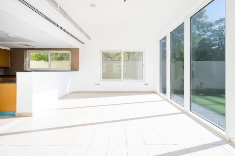 Villa à louer à Jumeirah Park, Dubai, EAU 4 chambres, 538.84 m2 № 750312 - photo 18