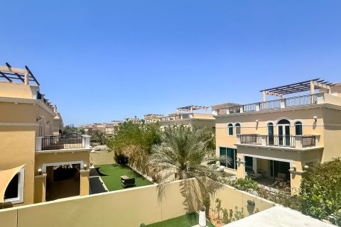 Villa à louer à Jumeirah Park, Dubai, EAU 4 chambres, 538.84 m2 № 750312 - photo 15