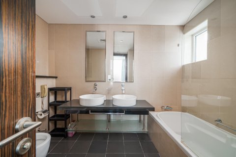 Apartament do wynajęcia w Jumeirah Lake Towers, Dubai, ZEA 3 sypialnie, 125.65 mkw., nr 750308 - zdjęcie 16