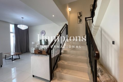 Maison de ville à Dubai, EAU: 3 chambres, 151.8 m2 № 701976