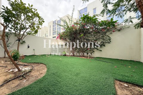 Városi lakóépület itt: Dubai, EAE, 3 hálószoba, 151.79978588 m², azonosító: 701976 - fénykép 16