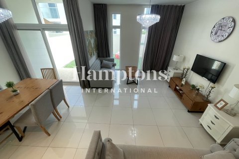 Dubai, संयुक्त अरब अमीरात में टाउनहाउस, 3 बेडरूम, 151.8 वर्ग मीटर, संख्या 701976 - फ़ोटो 20