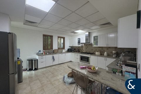 Villa itt: Dubai Sports City, Dubai, EAE, 5 hálószoba, 481 m², azonosító: 671435 - fénykép 5