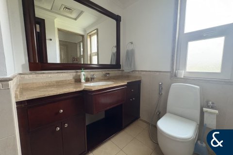 Villa itt: Dubai Sports City, Dubai, EAE, 5 hálószoba, 481 m², azonosító: 671435 - fénykép 3