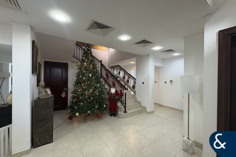 Villa itt: Dubai Sports City, Dubai, EAE, 5 hálószoba, 481 m², azonosító: 671435 - fénykép 2