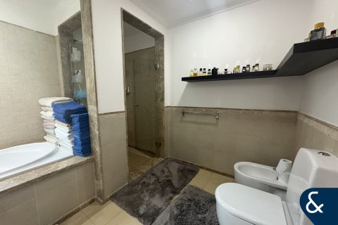 Villa itt: Dubai Sports City, Dubai, EAE, 5 hálószoba, 481 m², azonosító: 671435 - fénykép 21