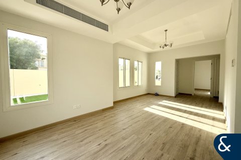 ویلا برای اجاره در The Springs، Dubai، امارات متحده عربی 3 خوابه ، 209 متر مربع ، شماره 671433 - تصویر 3