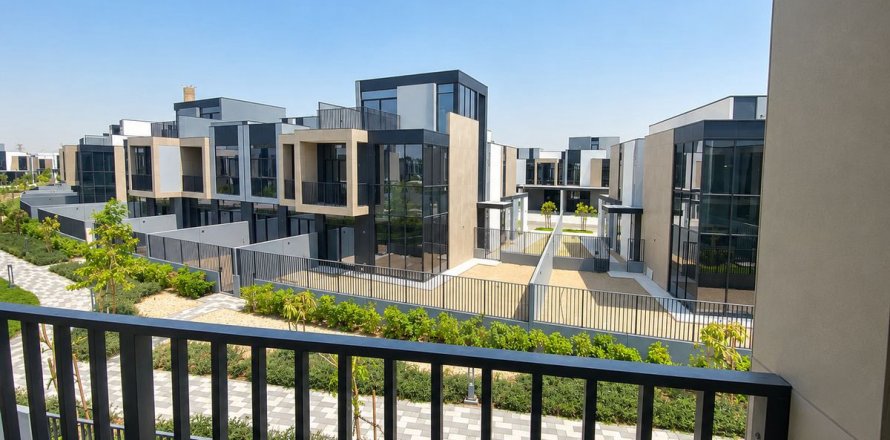 Radhus i Dubai, UAE 4 sovrum, 244.4 kvm Nr. 763967
