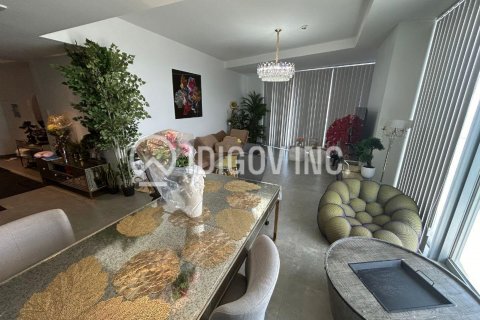 Byt v Dubai Marina, SAE 4 ložnice, 352 m² Č.: 630008 - fotografie 3