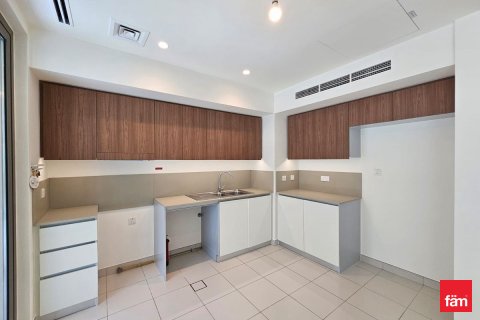 Villa til salg i Dubai, UAE 3 soveværelser, 137.8 kvm № 699739 - foto 7