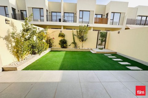 Villa till försäljning i Dubai, UAE 3 sovrum, 137.8 kvm Nr. 699739 - fotografi 10