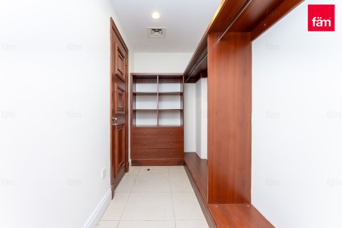 Apartamento en alquiler en Palm Jumeirah, Dubai, EAU 3 dormitorios, 344.2 m2 № 699742 - foto 7