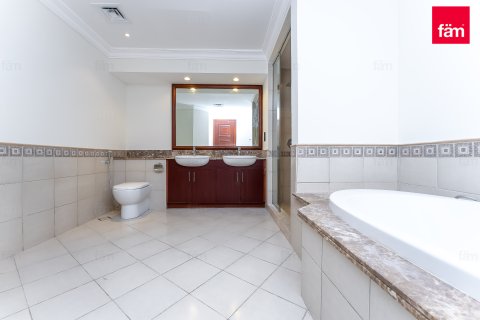 Apartamento en alquiler en Palm Jumeirah, Dubai, EAU 3 dormitorios, 344.2 m2 № 699742 - foto 8