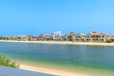 Vila u gradu Palm Jumeirah, Dubai, UAE 4 spavaće sobe, 465 m2 Br. 663528 - Slika 23