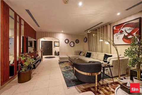 Üürile anda villa asukohaga Dubai, AÜE: 3 magamistoaga, 524.2 m² Nr 685980 - pilt 5