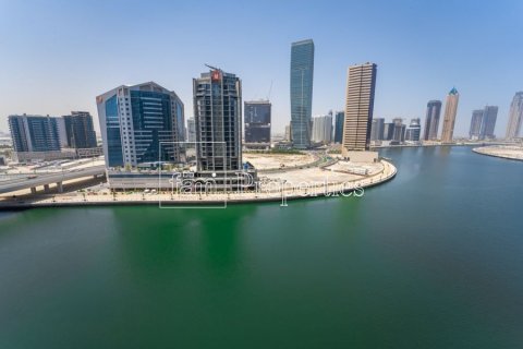 Apartament në Business Bay, Dubai, Emiratet e Bashkuara Arabe 2 dhoma gjumi, 117.7 m2. № 633846 - Foto 18