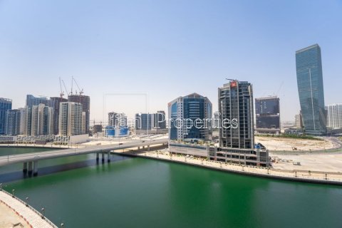 Apartament në Business Bay, Dubai, Emiratet e Bashkuara Arabe 2 dhoma gjumi, 117.7 m2. № 633846 - Foto 19
