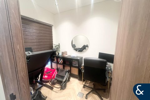 Villa in vendita a Al Furjan, Dubai, EAU 3 camere da letto, 166 mq. № 666321 - foto 12