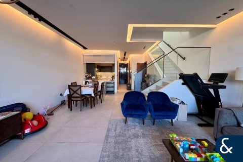 וילה למכירה ב Al Furjan, Dubai, איחוד האמירויות  3 חדרי שינה, 166 מ"ר, מספר 666321 - תמונה 1