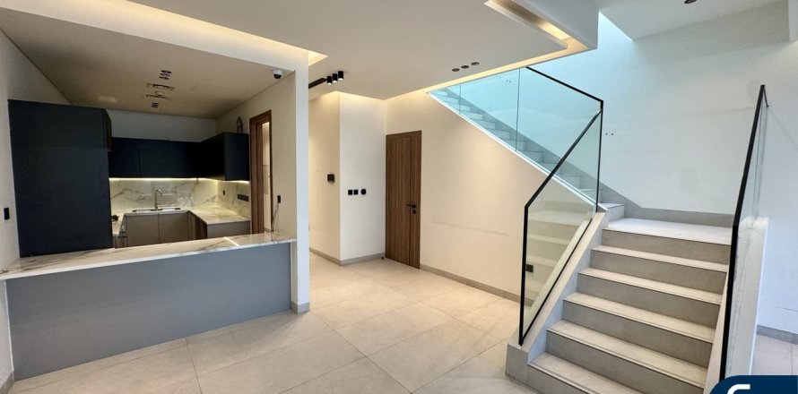 Willa w Al Furjan, Dubai, ZEA 3 sypialnie, 166 mkw. nr 666321