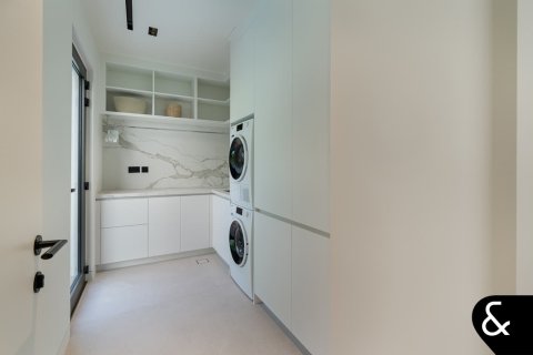 Huvila Jumeirah Islands, Dubai, Arabiemiraatit 5 makuuhuonetta, 567 m2 № 666322 - kuva 16