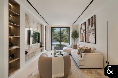 Huvila Jumeirah Islands, Dubai, Arabiemiraatit 5 makuuhuonetta, 567 m2 № 666322 - kuva 4